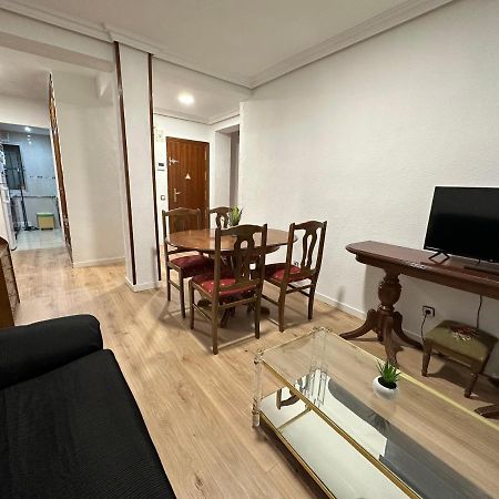 Licenciado Vidriera Apartamento Madrid Exterior foto