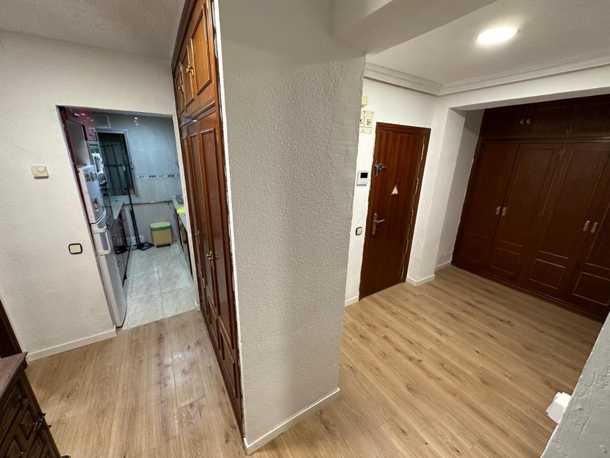 Licenciado Vidriera Apartamento Madrid Exterior foto