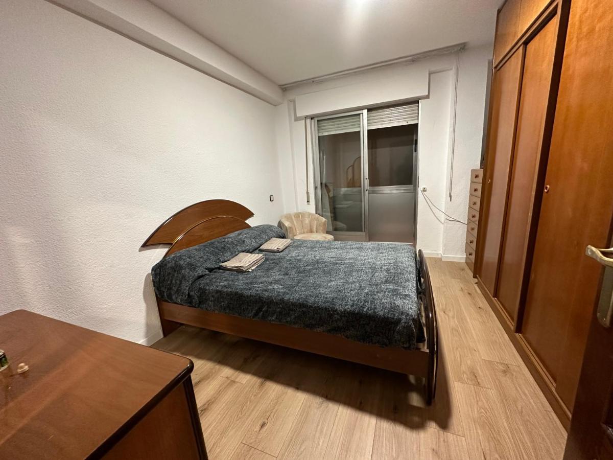 Licenciado Vidriera Apartamento Madrid Exterior foto