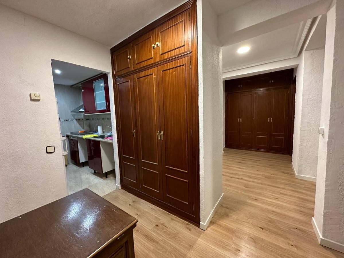 Licenciado Vidriera Apartamento Madrid Exterior foto